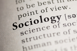 Der Begriff "sociology" in einem Lexikon
© Devon Yu / stock.adobe.com