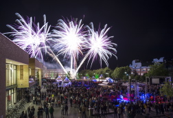 Abschlussfeuerwerk auf dem Campus Westerberg. Foto: Aileen Rogge